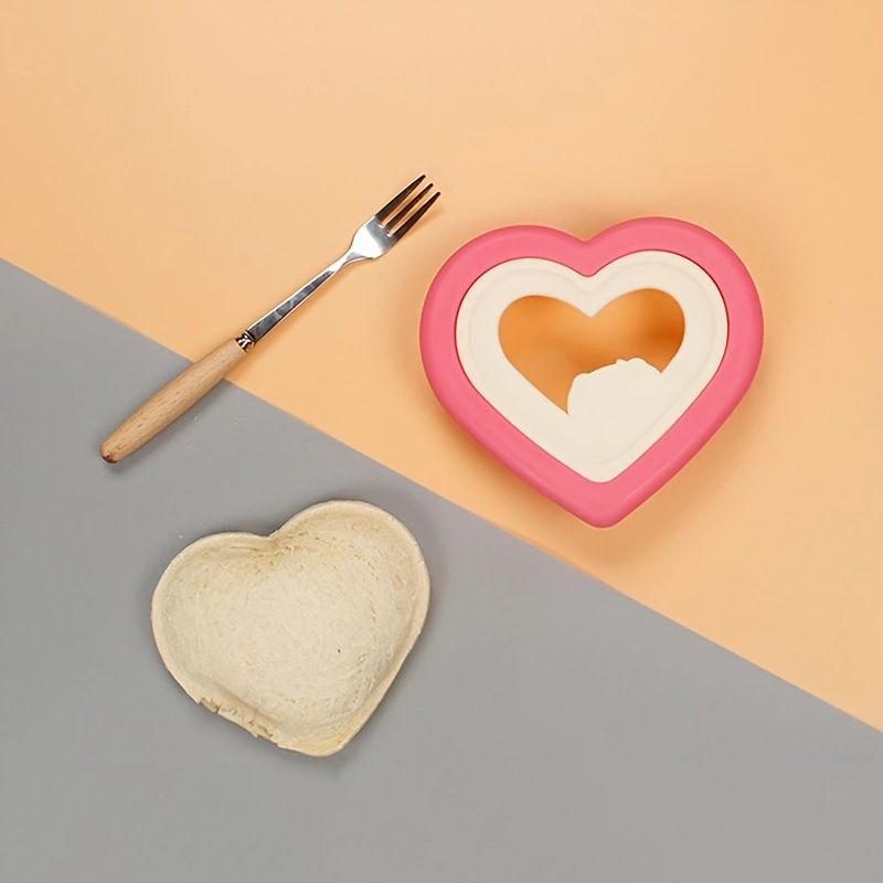 1pc Heart Sandwich Cutter And Sealer, Decruster Bread Sandwich Maker Cutters Make, DIY Pocket Sandwiches Mold Square Shape, Decruster Sandwich Maker For Kids, Family Kitchen Tools